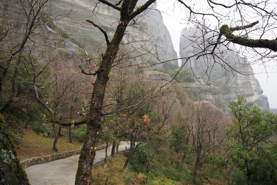 Meteora Electric Bike Tour - Six Monasteries, Older Ruins, and Hermit Caves
