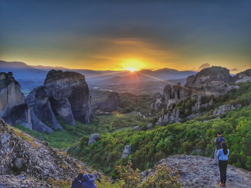 Meteora Evening Tour with Breathtaking Sunset View - Five details that shape the experience