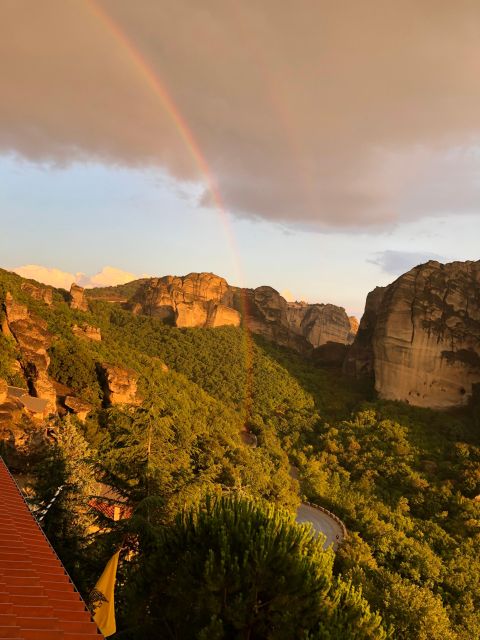 Meteora Evening Tour with Breathtaking Sunset View - Who should book this Meteora evening tour?