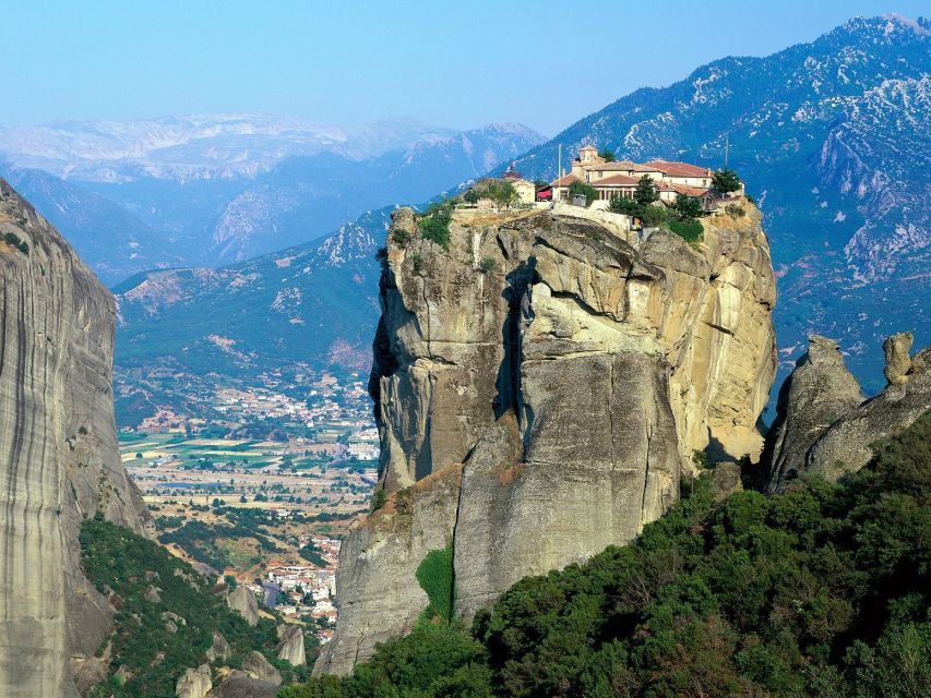Meteora Monasteries Tour from Athens - Kalambaka, Kastraki, and time for a small-town stop