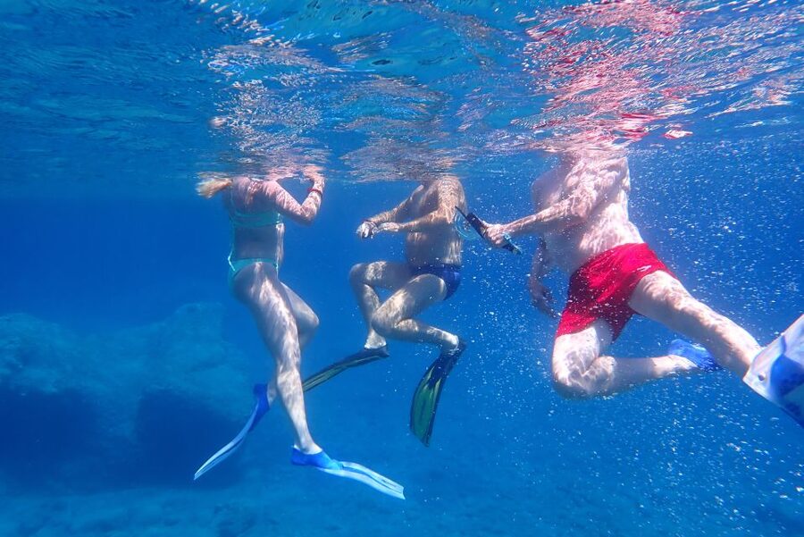 Milos: Guided Kayaking Trip with Snorkelling & Lunch - Who should book this Milos kayak tour?