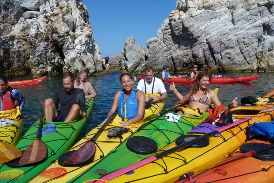 Milos: Guided Kayaking Trip with Snorkelling & Lunch - Meeting in Adamantas and reaching the launch beach