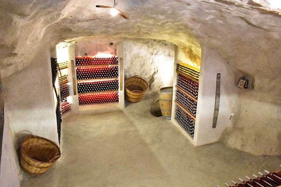 Milos Island: Kostantakis Winery Wine Tasting Experience - Arriving at Kostantakis Winery in Pollonia