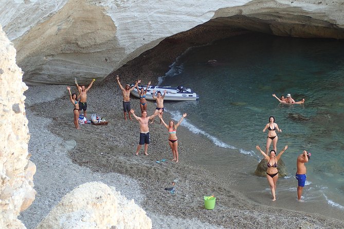 Milos Small-Group Full-Day Cruise with Snorkelling and Lunch - Food and drinks add real value