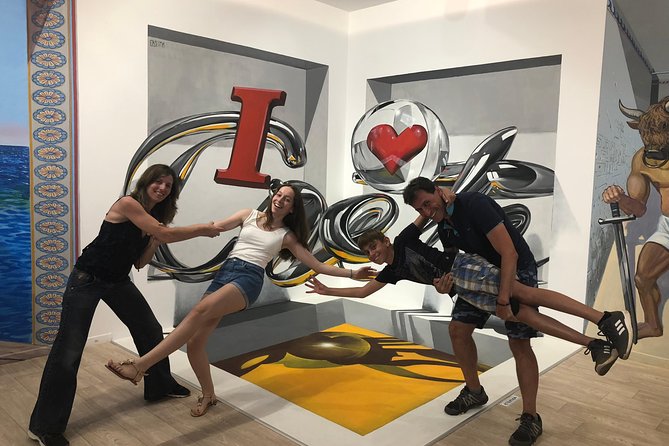 Minoans World 3D Museum & 9D Cinema - The 9D cinema: fun, motion, and a clear tradeoff