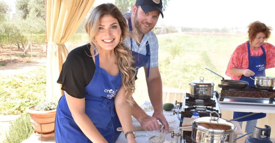 Moires: Cooking Class and Olive Oil Tasting at a Family Farm - The olive oil tasting and harvest film