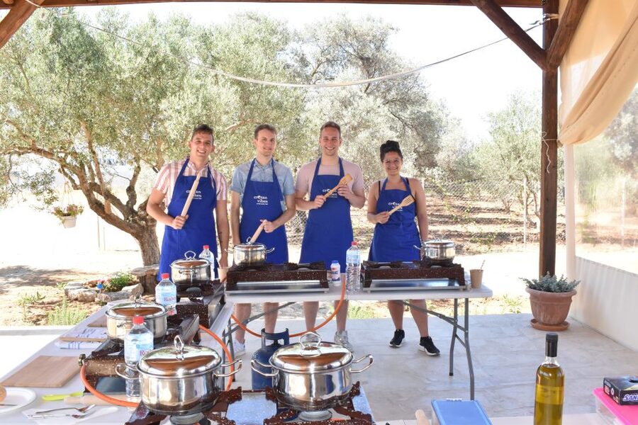 Moires: Cooking Class and Olive Oil Tasting at a Family Farm - Timing, transport, and who should come