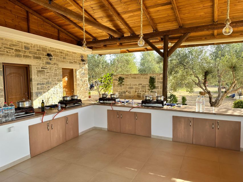 Moires: Cooking Class and Olive Oil Tasting at a Family Farm - The small drawbacks to consider