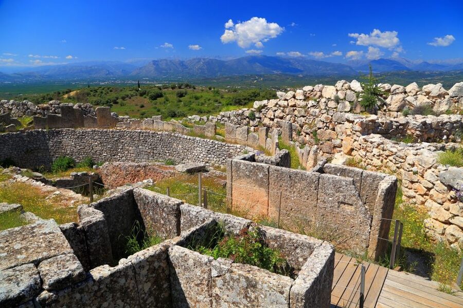 Mycenae Archaeological Site Ticket & optional SG audio tours - Entering beneath the Lion Gate