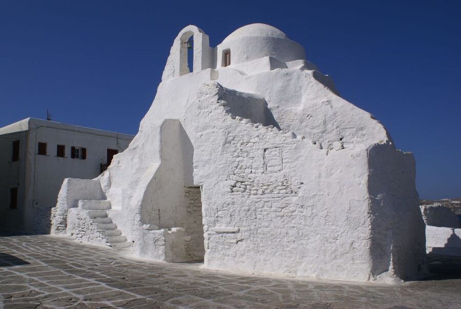 Mykonos: Half-Day City Walking Tour and Island Bus Tour - Ornos and Agios Giannis on the return route