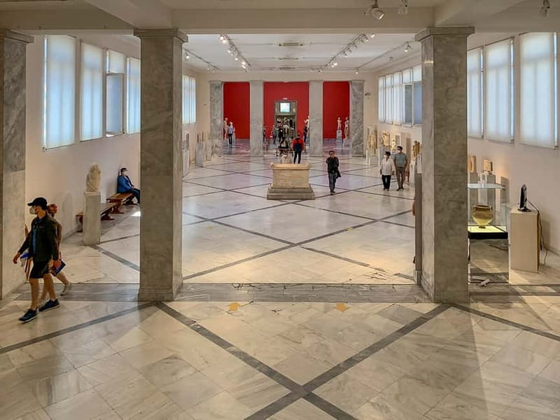 National Archeological Museum Private Tour with Admission - Languages, access, and group comfort