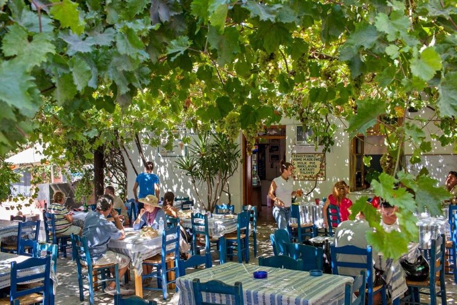 Naxos: Half-Day Guided History and Culture Sightseeing Tour - The Naxos highlights packed into four hours