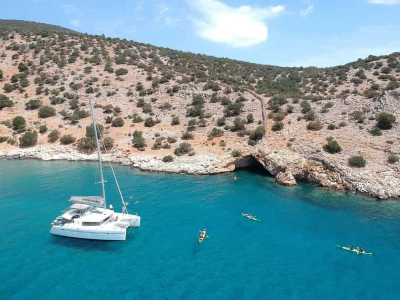 Naxos: Naxos Catamaran Sailing Cruise with Lunch and Drinks - Choosing between Naxos and Paros coastlines