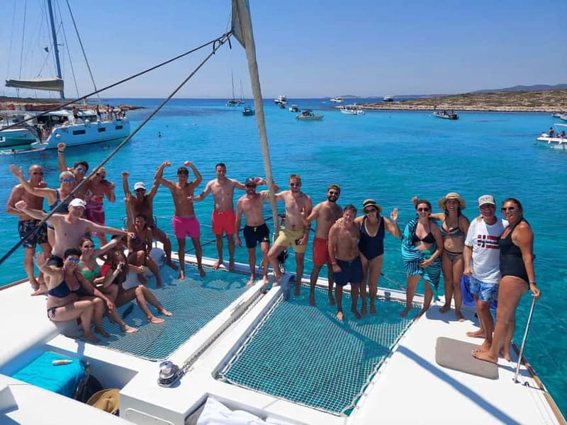 Naxos: Naxos Catamaran Sailing Cruise with Lunch and Drinks - Coffee, cake, and the first hours at sea