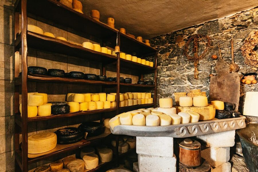 Naxos: Naxos Town Food Tour with Tastings and Wine - Wine, Citron, and a Taste of Naxian Character