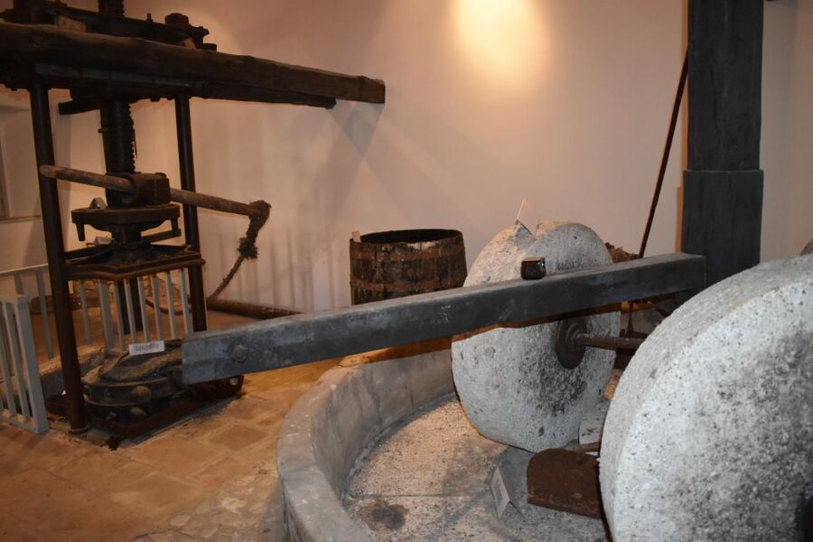 North Corfu: Olive Tour with Olive Oil Tasting and Mezze - Key points at a glance