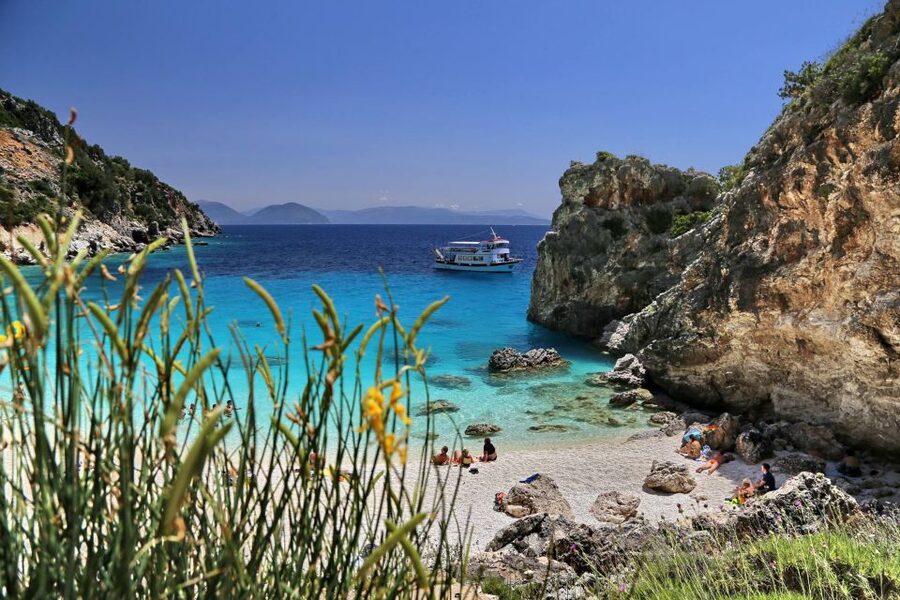 Nydri: Boat Cruise to the famous beaches of Lefkada - Porto Katsiki and the famous white cliffs