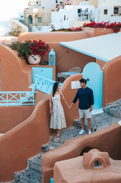 Oia: Couple photoshoot with 30 edited Photos - The Edited Photos and Delivery Time