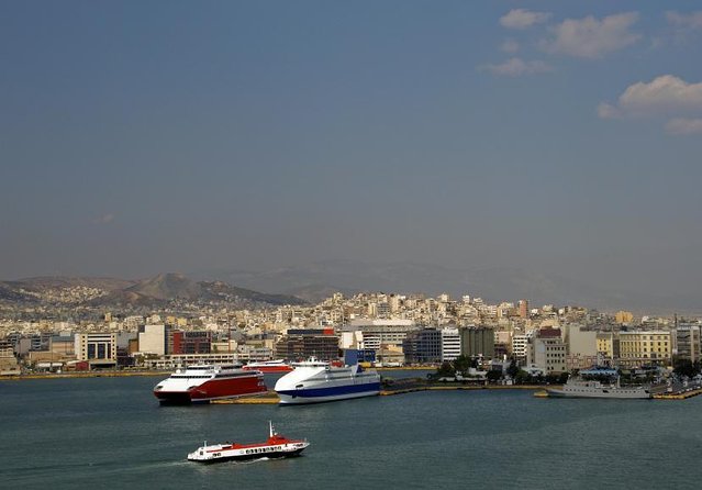 One Day Cruise to Hydra, Poros and Aegina from Athens - Aegina: pistachios, churches, and ancient stone