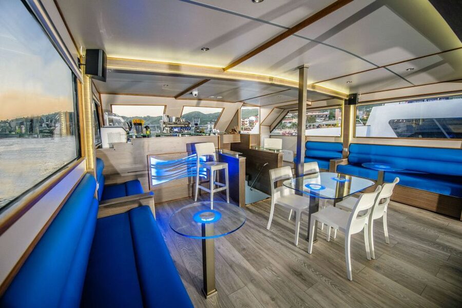 Ouranoupoli: Mount Athos Sightseeing Glass-Bottom Boat Tour - Six practical questions before you book