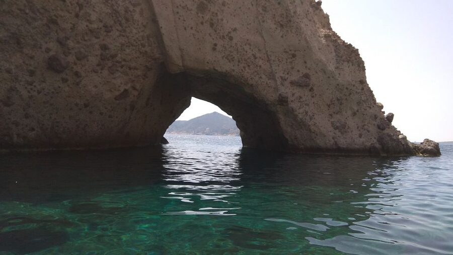 Paros: Antiparos Island and Despotiko Private Boat Trip - Leaving Aliki on a sporty bowrider