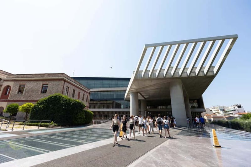 Parthenon & Acropolis Museum with Audio or Live Tour Option - Choosing between audio and live guidance