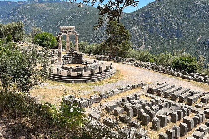 Premium Delphi Day Trip with an Expert Guide, Museum & Lunch - The long ride home and the value of the coach