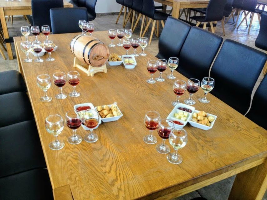 Private Group Visit to Akrotiri & 3 Wineries with Tastings - Three wineries, three different moods