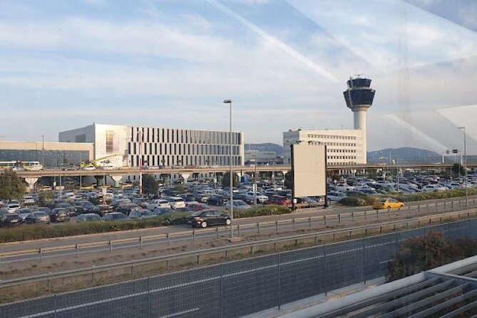 Private Transfer From/To Airport To Athens & Piraeus - A Smoother First Hour in Athens