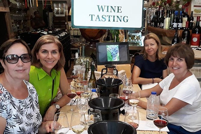 PRIVATE Walking Tour with Lunch and Wine Tasting by a Sommelier - A Cretan Lunch That Is More Than a Snack