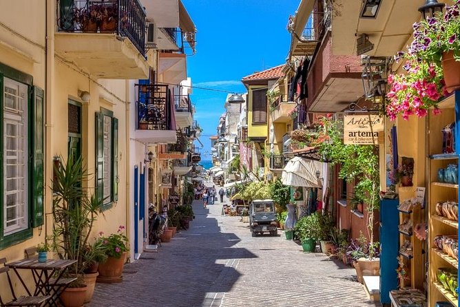 PRIVATE Walking Tour with Lunch and Wine Tasting by a Sommelier - Guides Who Make the Private Format Matter
