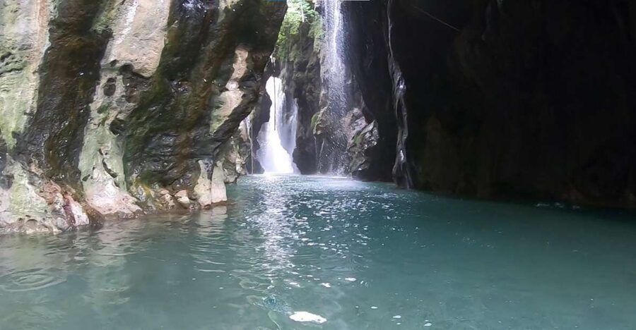 Rethymno: Canyoning Tour in the Kourtaliotiko Gorge - Arriving at Koxare and entering the gorge