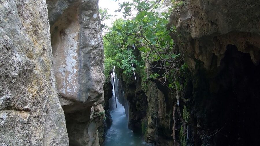 Rethymno: Canyoning Tour in the Kourtaliotiko Gorge - Who will enjoy this Cretan canyoning trip