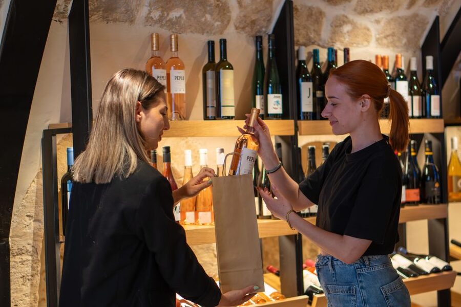 Rethymno: Cretan Wine Tasting Guided Tour with Local Food - The Experience For Wine Beginners