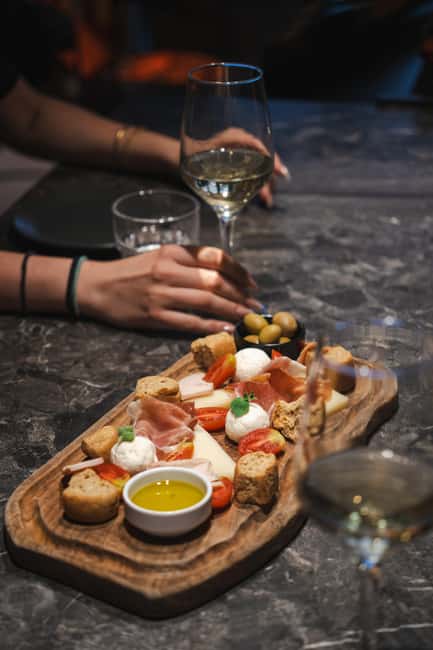 Rethymno: Cretan Wine Tasting Guided Tour with Local Food - Meeting Antigone, Your Cretan Wine Guide