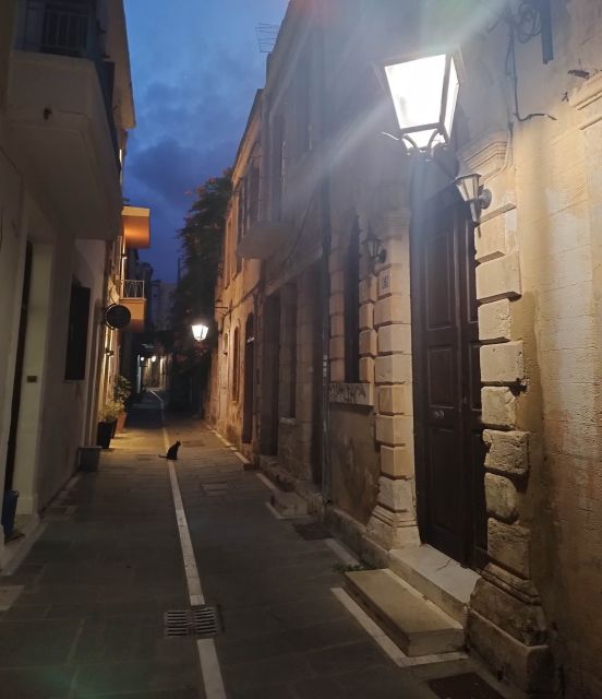 Rethymno:Evening tasting tour - Starting at 4 Martyrs Square