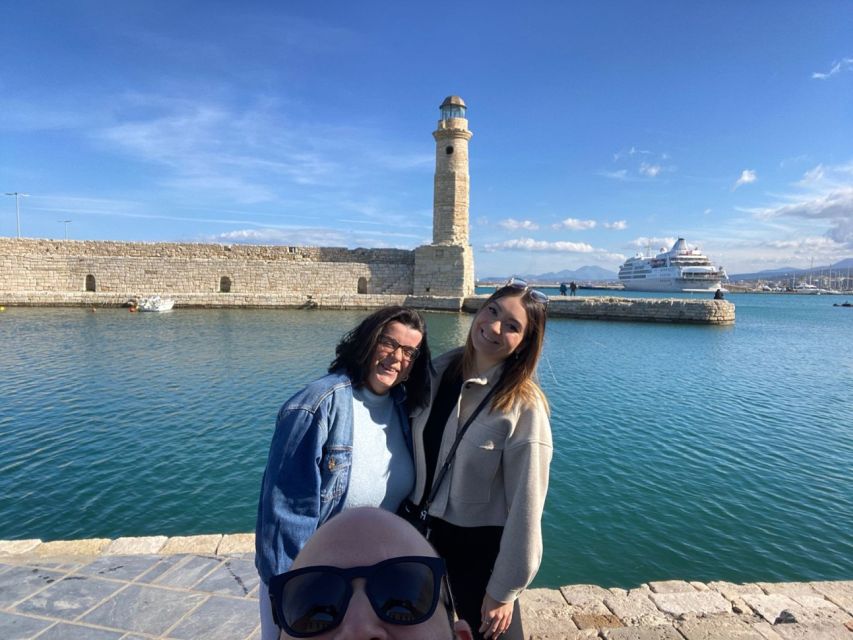 Rethymno: Old Town Walking Tour with Meal - Starting with coffee and sfakianopita