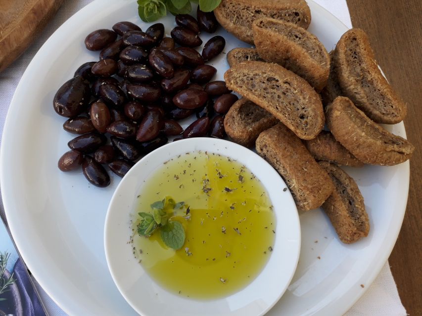 Rethymno: Olive Oil Tasting with Cretan Food Pairing - Leaving Rethymno for the olive grove
