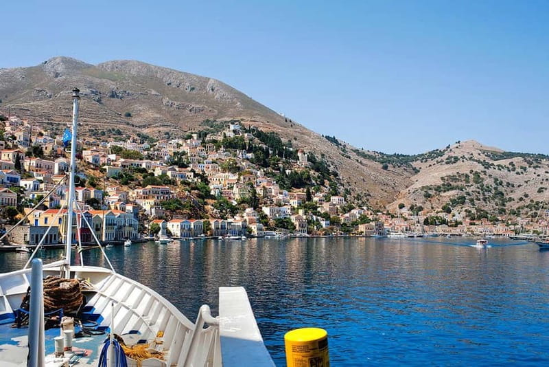 Rhodes: Boat trip to Symi island with swimming at St. George - What to eat and how to spend the three hours