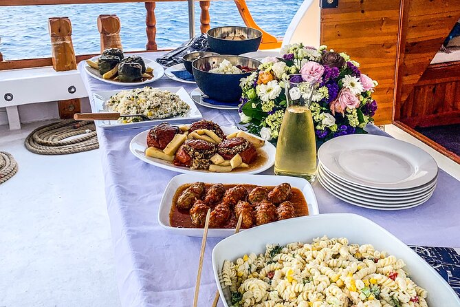 Rhodes Day Cruise (with lunch & unlimited drinks) 5,5 Hours - Anthony Quinn Bay: The Most Photogenic Stop