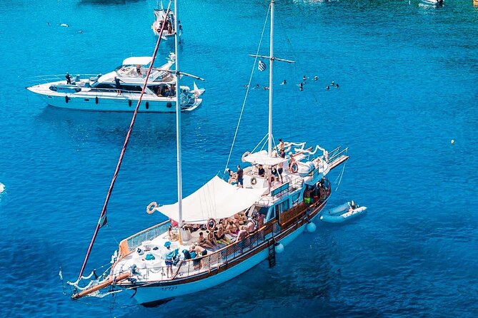 Rhodes Day Cruise (with lunch & unlimited drinks) 5,5 Hours - Lunch, Drinks, and the Onboard Atmosphere