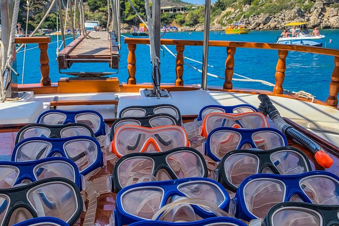 Rhodes Day Cruise (with lunch & unlimited drinks) 5,5 Hours - What the Boat Provides, and What It Does Not