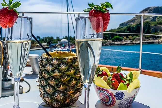 Rhodes Day Cruise (with lunch & unlimited drinks) 5,5 Hours - Afandou Beach: A Quiet First Swim