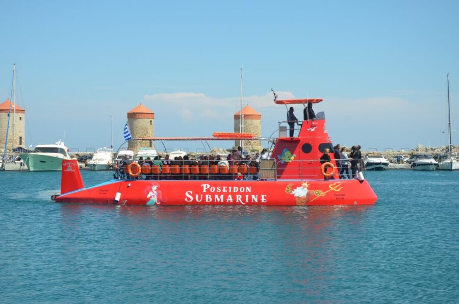Rhodes: Hop-on Hop-off Bus and Submarine Tour - Old Town of Rhodes and Rhodes City Center