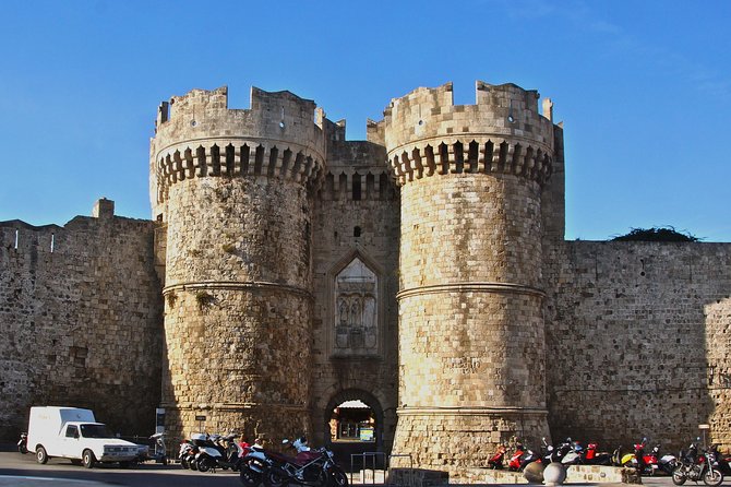 Rhodes Old Town Walking Tour (Small Group) - The Colossus area and the harbor connection