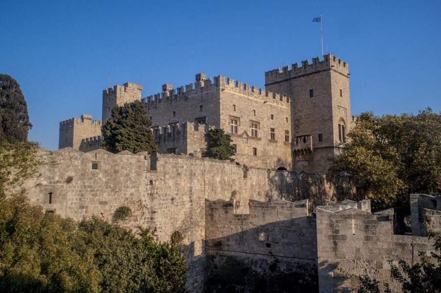 Rhodes: Old Town Walking Tour with Guide - Ippokratous Square and the medieval lanes