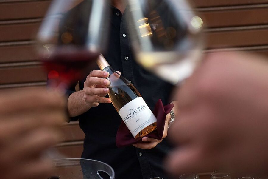 Rhodes: Private Wine Tasting Experience for Beginners - Arriving at 10GR Hotel & Wine Bar
