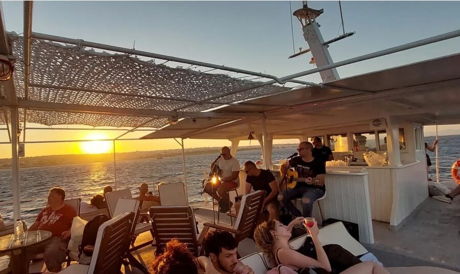 Rhodes: Sunset Cruise with Live Music, Wine & Greek Buffet - The evening in six useful points