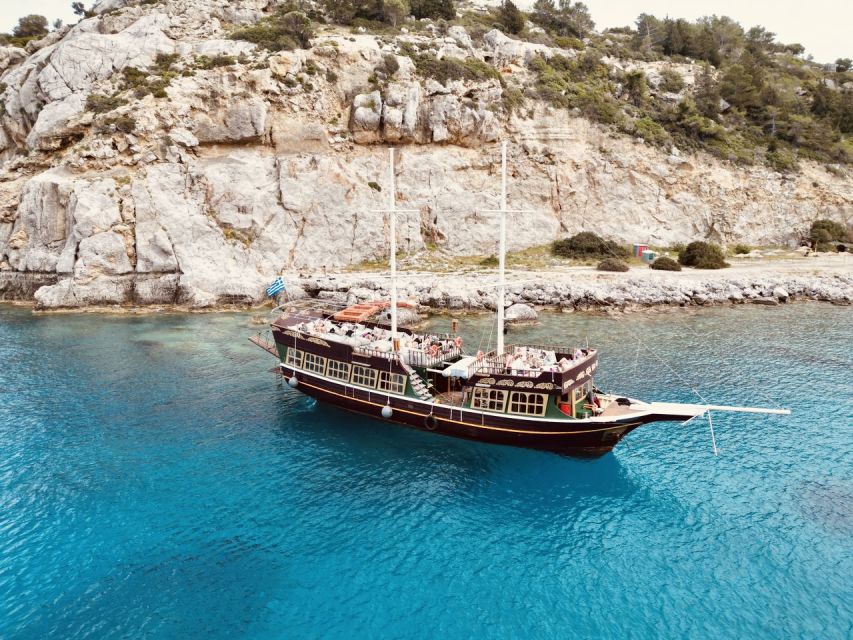 Rhodes: Sunset Cruise with Unlimited Aperol, Beer, and Wine - An open bar that changes the value calculation