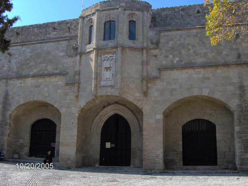 Rhodes Town: Private Walking Tour with a Licensed Guide - Stories About Rhodian Life Today